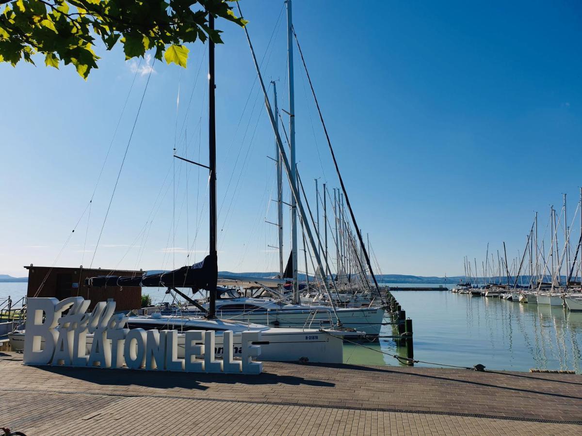 Bl Lakeside Apartman Balatonlelle Exterior photo