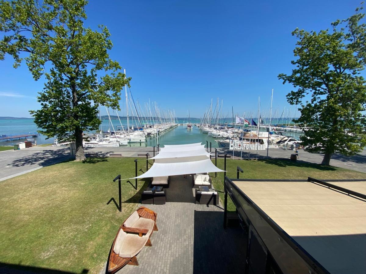 Bl Lakeside Apartman Balatonlelle Exterior photo