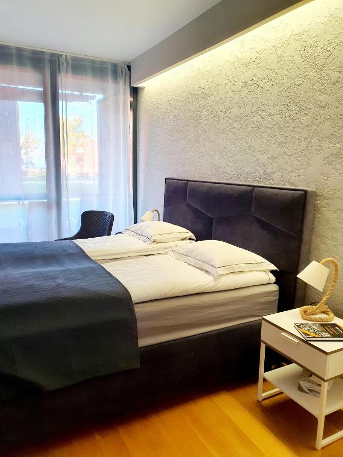 Bl Lakeside Apartman Balatonlelle Exterior photo