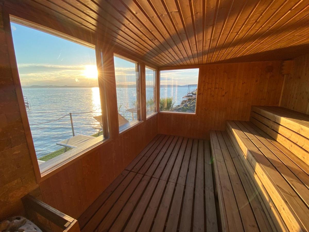 Bl Lakeside Apartman Balatonlelle Exterior photo