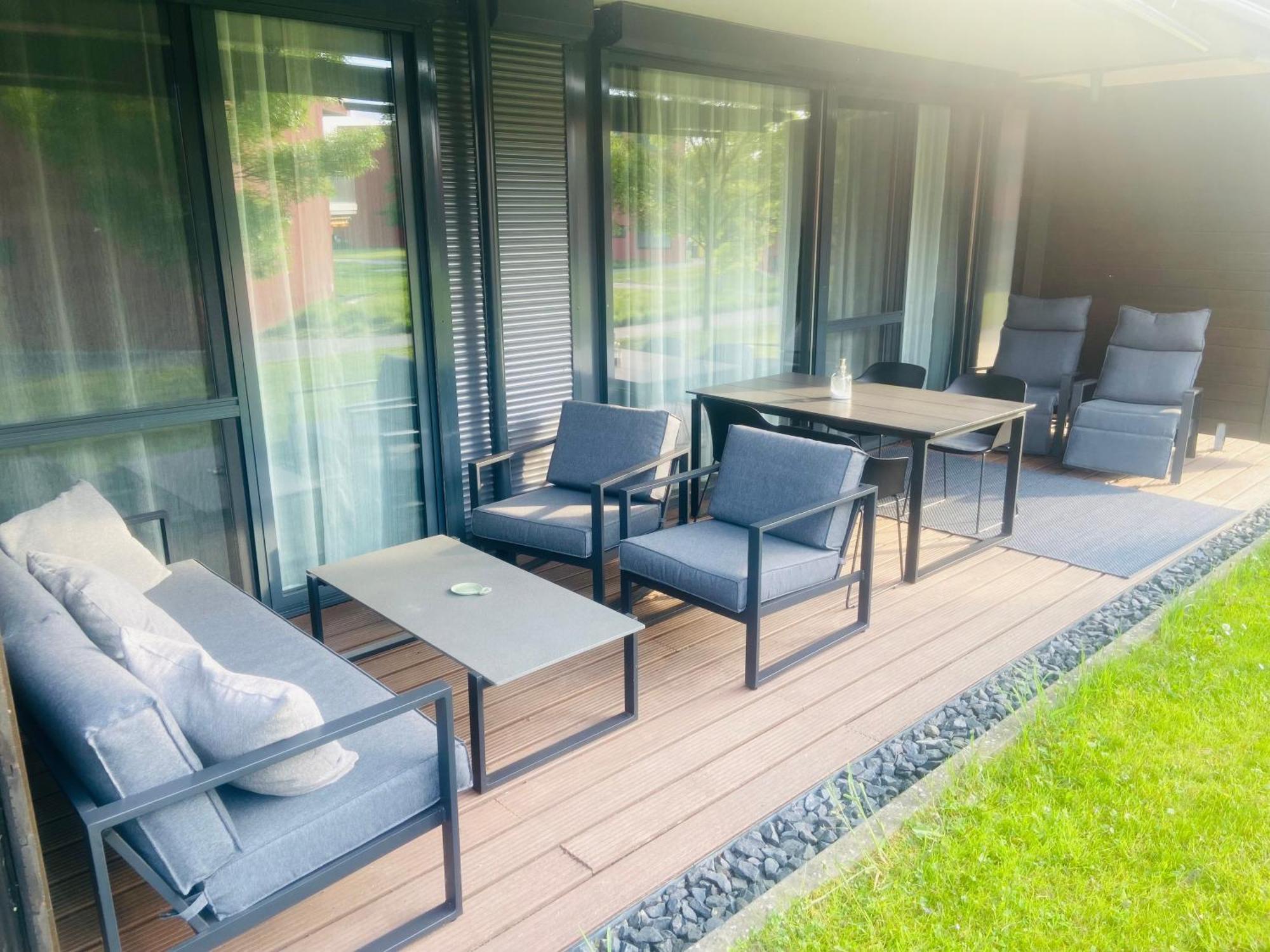 Bl Lakeside Apartman Balatonlelle Exterior photo